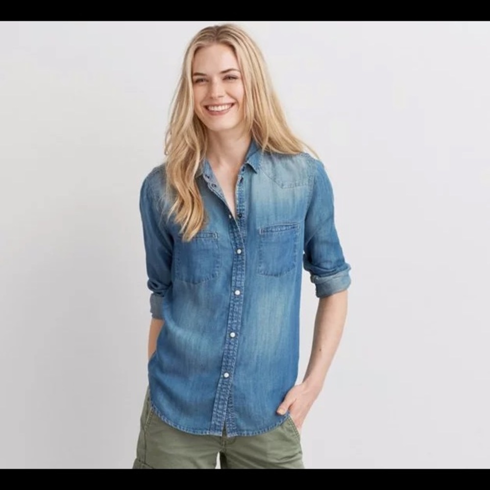 American Eagle outfitters Denim Western button